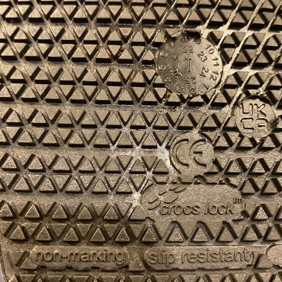 CROCS Bistro 7M 9W - Picture 7 of 7